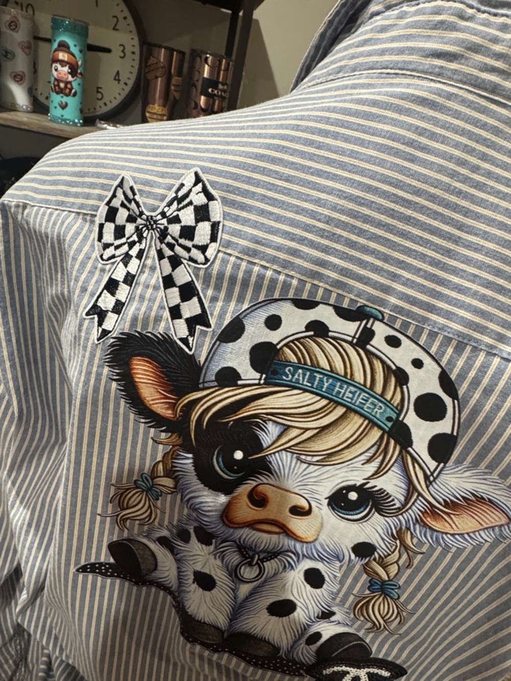 Woman’s salty heifer lone sleeve shirt